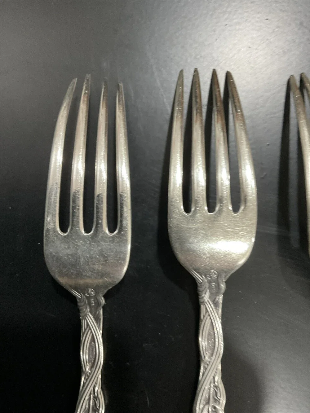 ONE International Silver Frontenac Dinner Fork 7 1/8